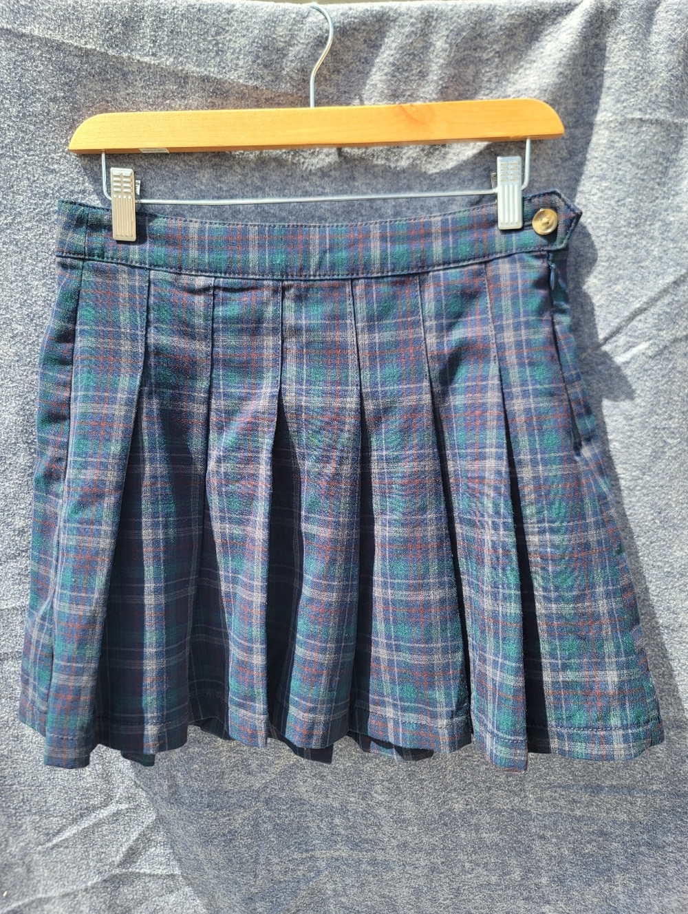 AE Pleated Tartan Skirt Navy & Green Plaid Y2K Preppy Academia Grunge Sz 4 Y2k